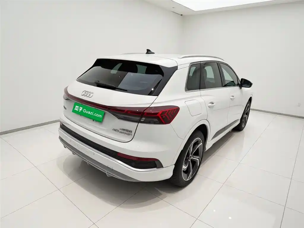 Audi Q4 e-tron 2024 40 e-tron Creative Edition купить на сайте DeffCars