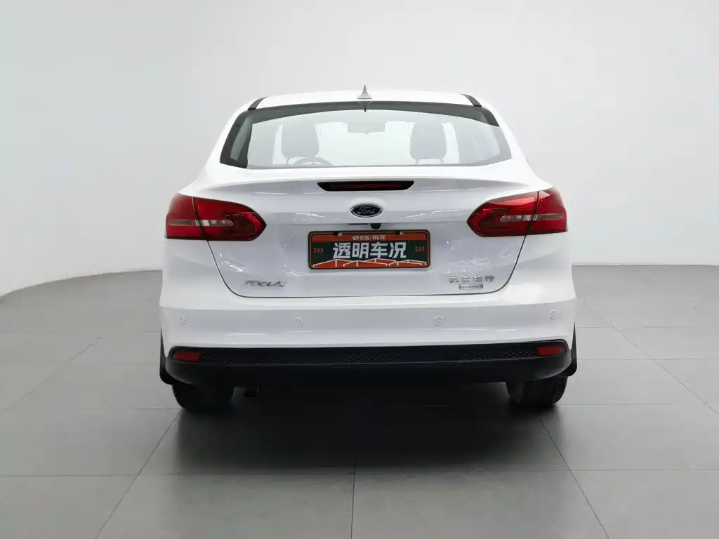 Focus 2017 sedan EcoBoost 125 automatic super stylish smart mobility version купить на сайте DeffCars