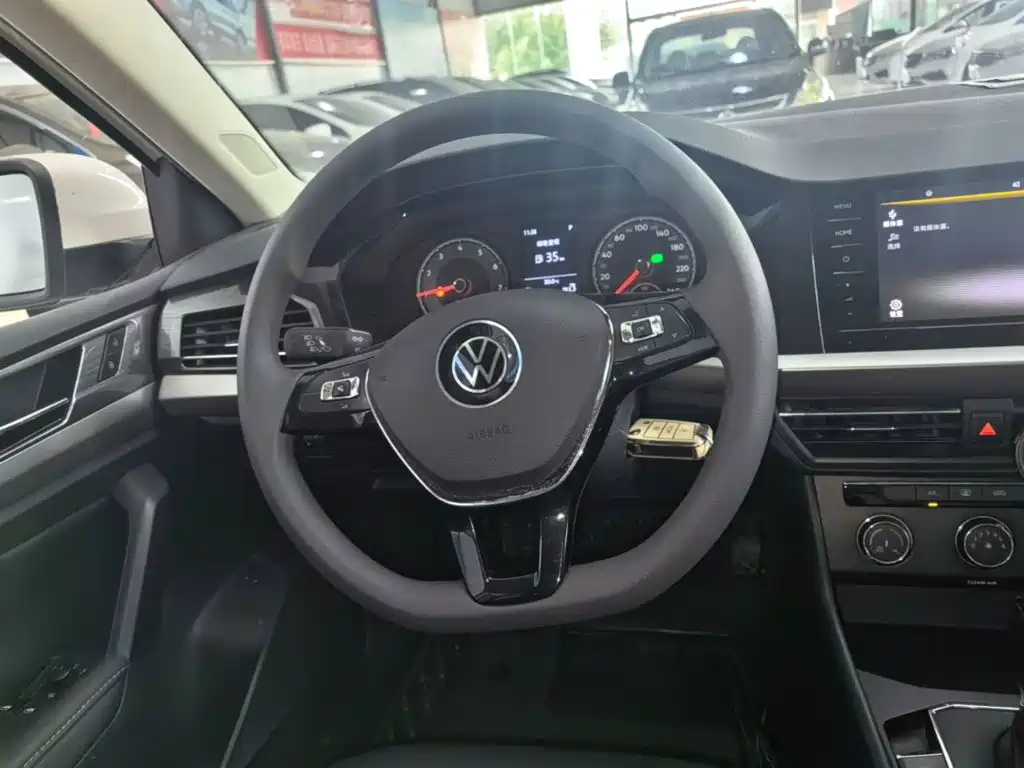 LAVIDA 2021 1.5L automatic comfort version купить на сайте DeffCars