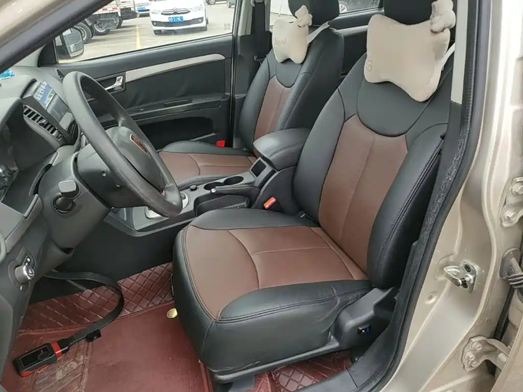 Roewe 350 2015 1.5L automatic luxury sunroof version купить на сайте DeffCars