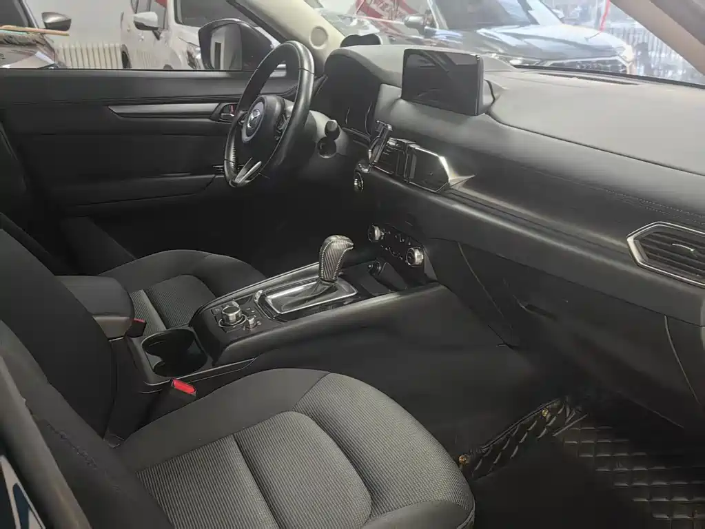 Mazda CX-5 2022 2.0L automatic two-wheel drive smart model купить на сайте DeffCars