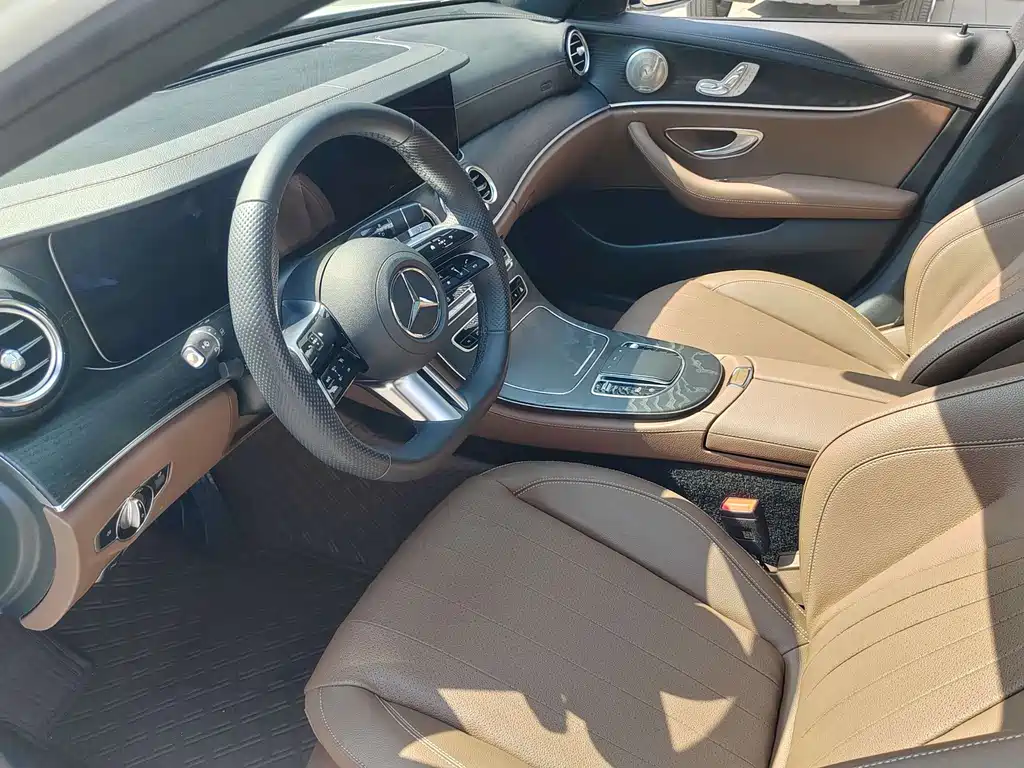 Mercedes-Benz E-Class Imported 2023 E 260 Fashionable Sports Edition купить на сайте DeffCars