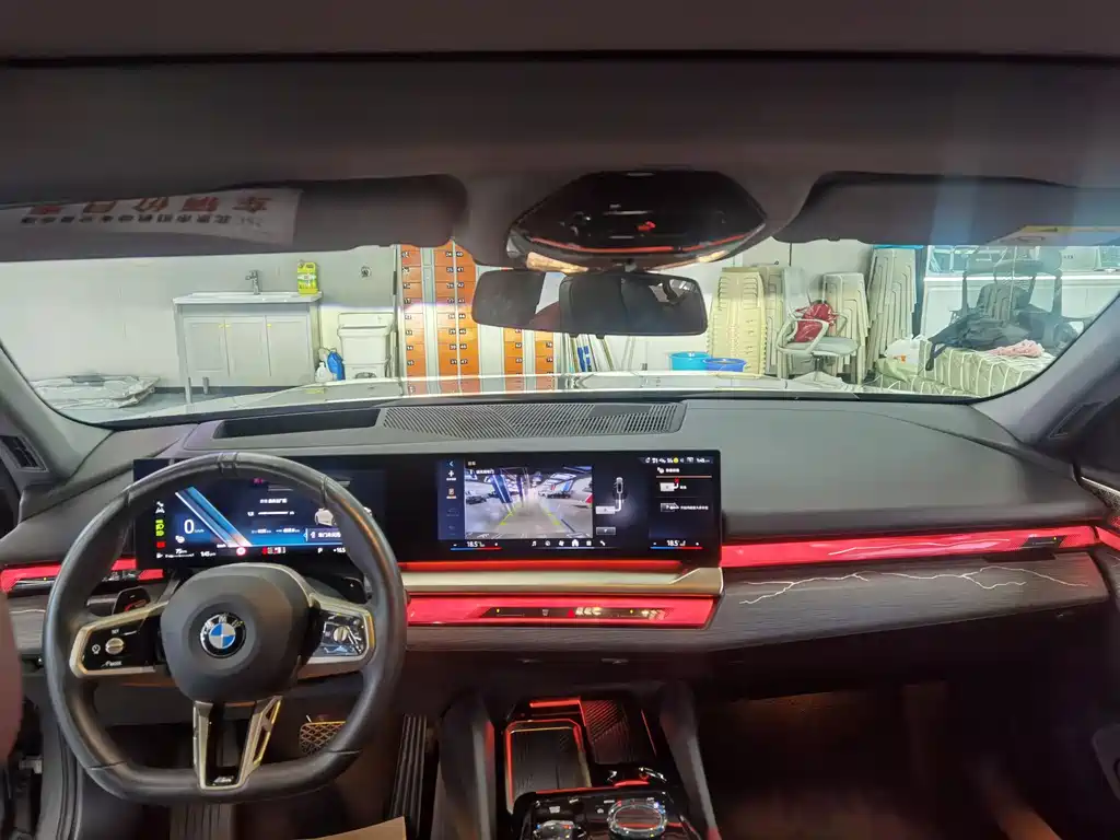BMW 5 Series 2025 530Li Exclusive M Sports Package купить на сайте DeffCars