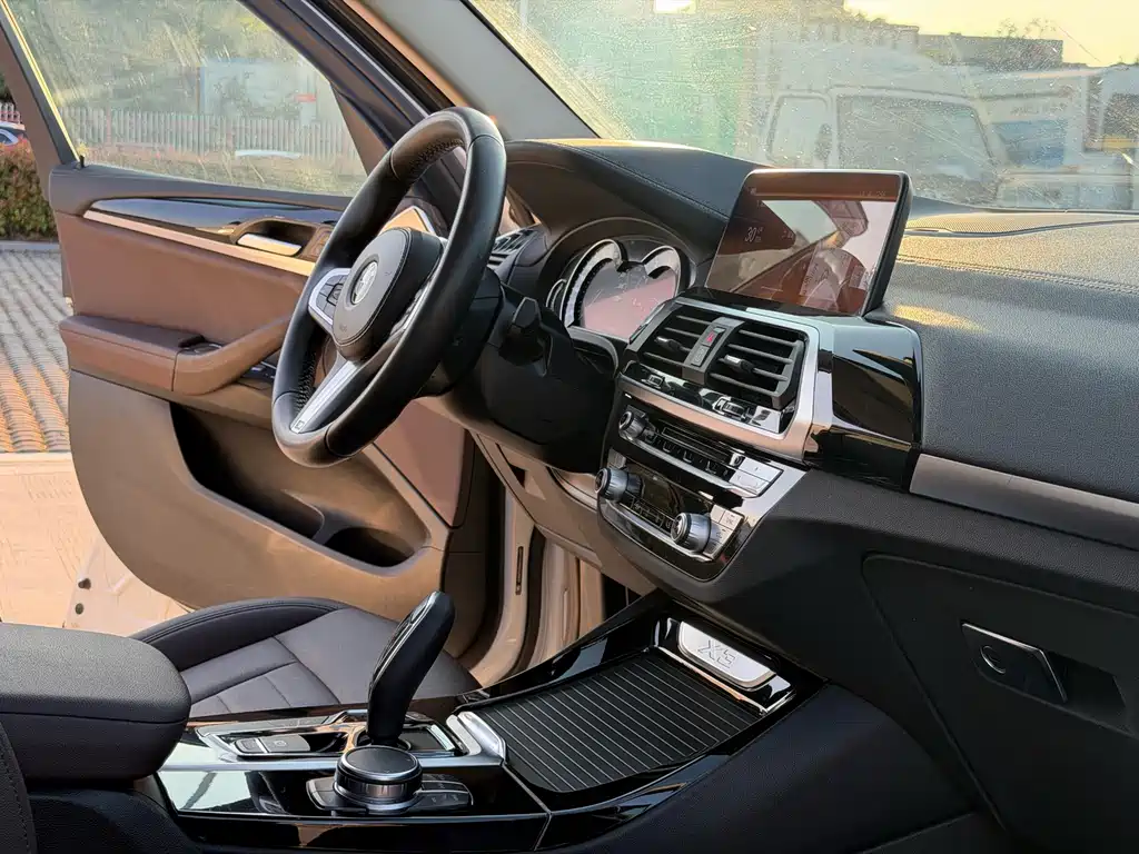BMW X3 2018 xDrive25i M Sports Package National VI купить на сайте DeffCars