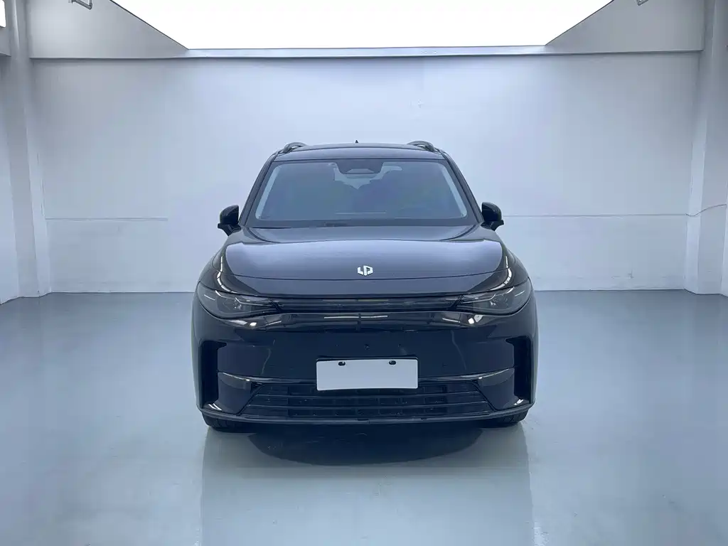 C16 2024 extended range 200 exclusive edition купить на сайте DeffCars