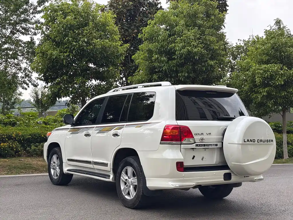 Land Cruiser imported 2015 4.0L V6 Middle East Limited Edition купить на сайте DeffCars
