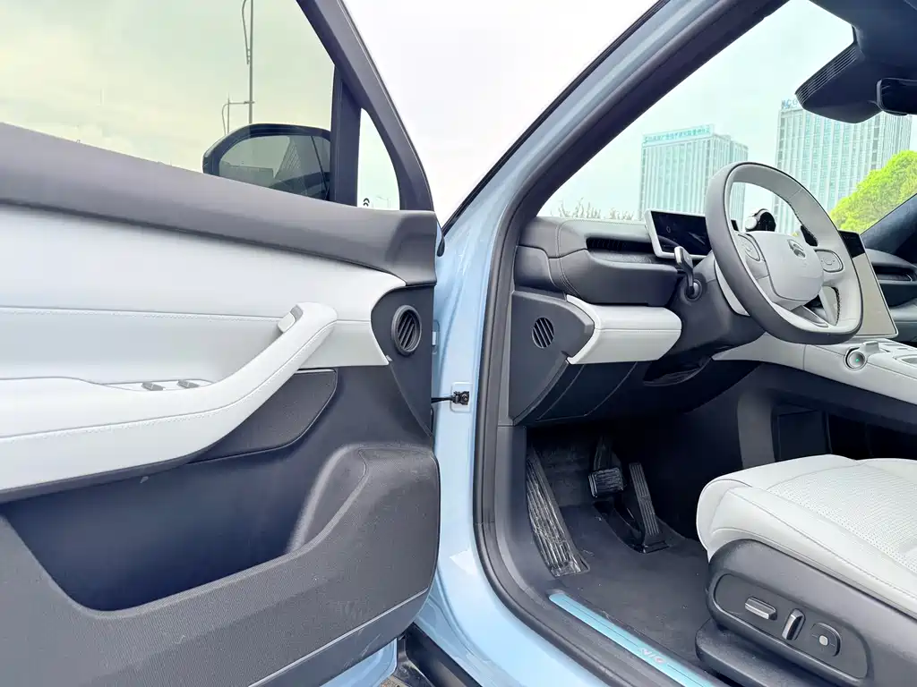 NIO ES6 2024 model 75kWh купить на сайте DeffCars