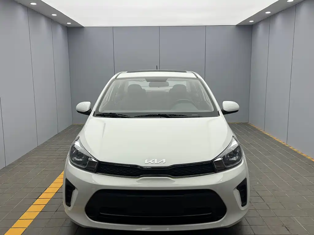 Huanchi 2020 facelift 1.4L automatic comfort sunroof version купить на сайте DeffCars