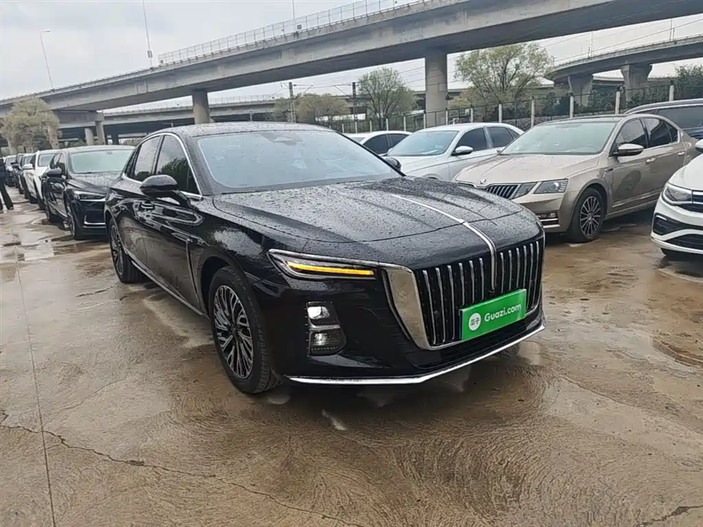 Hongqi H5 2024 1.5T HEV Zhilian Qichang Edition купить на сайте DeffCars