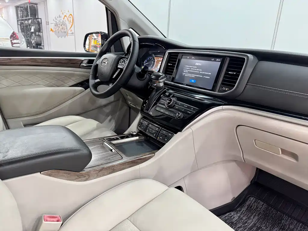 Trumpchi M8 2018 320T Exclusive Edition купить на сайте DeffCars
