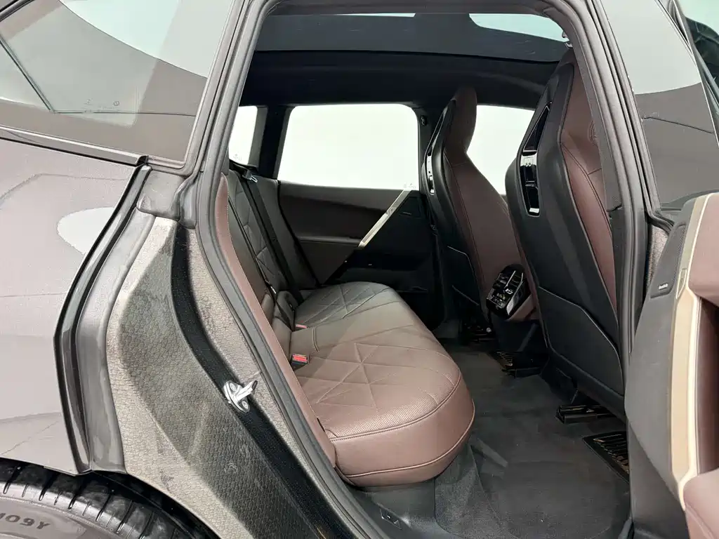 BMW iX 2022 xDrive40 купить на сайте DeffCars