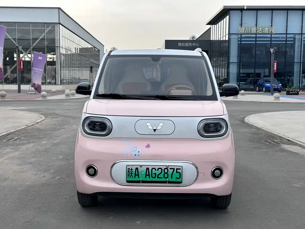 Hongguang MINIEV 2024 third generation 215km advanced version купить на сайте DeffCars