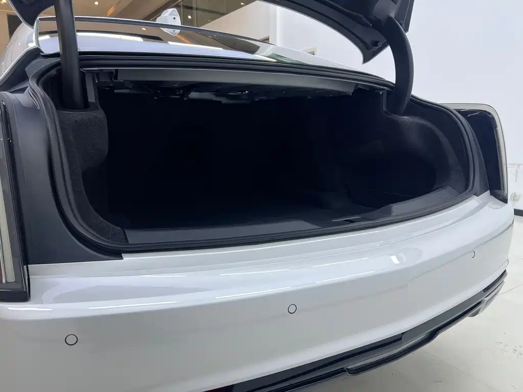 Cadillac CT6 2023 28T Platinum Type купить на сайте DeffCars
