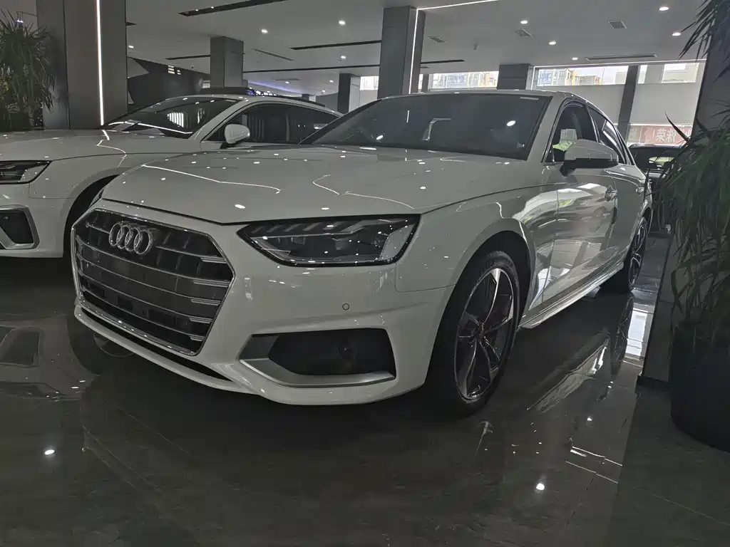 Audi A4L 2020 40 TFSI Fashionable and Elegant купить на сайте DeffCars