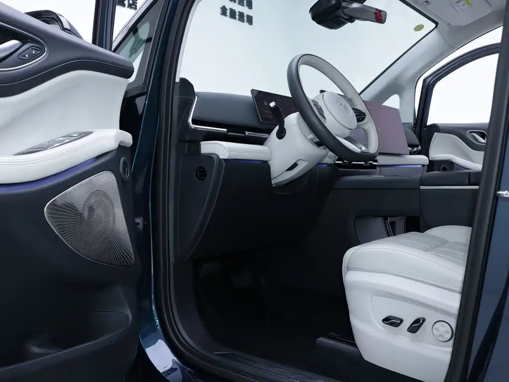 Lantu Dreamer 2025 PHEV four-wheel drive flagship Kunpeng version купить на сайте DeffCars