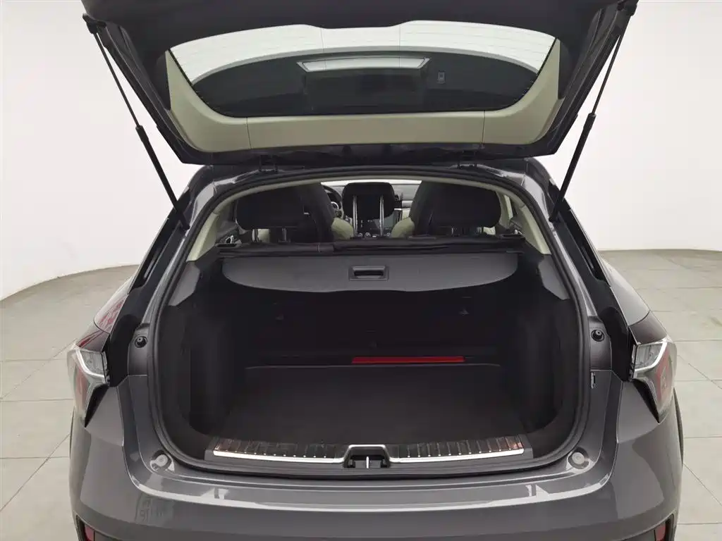 Lynk & Co 02 2018 1.5T DCT two-wheel drive flash version National V купить на сайте DeffCars