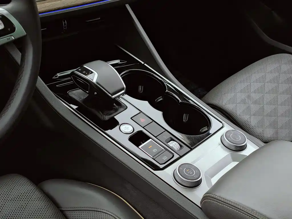 Touareg 2019 3.0TSI Ruizhi Edition National VI купить на сайте DeffCars