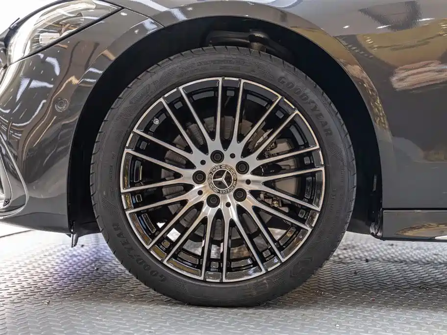 Mercedes-Benz C-Class 2024 C 200 L Sports Edition купить на сайте DeffCars