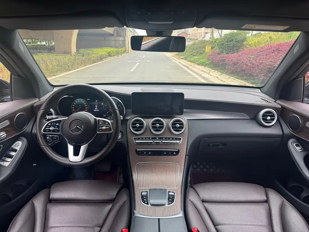 Mercedes-Benz GLC 2022 GLC 260 L 4MATIC luxury model купить на сайте DeffCars