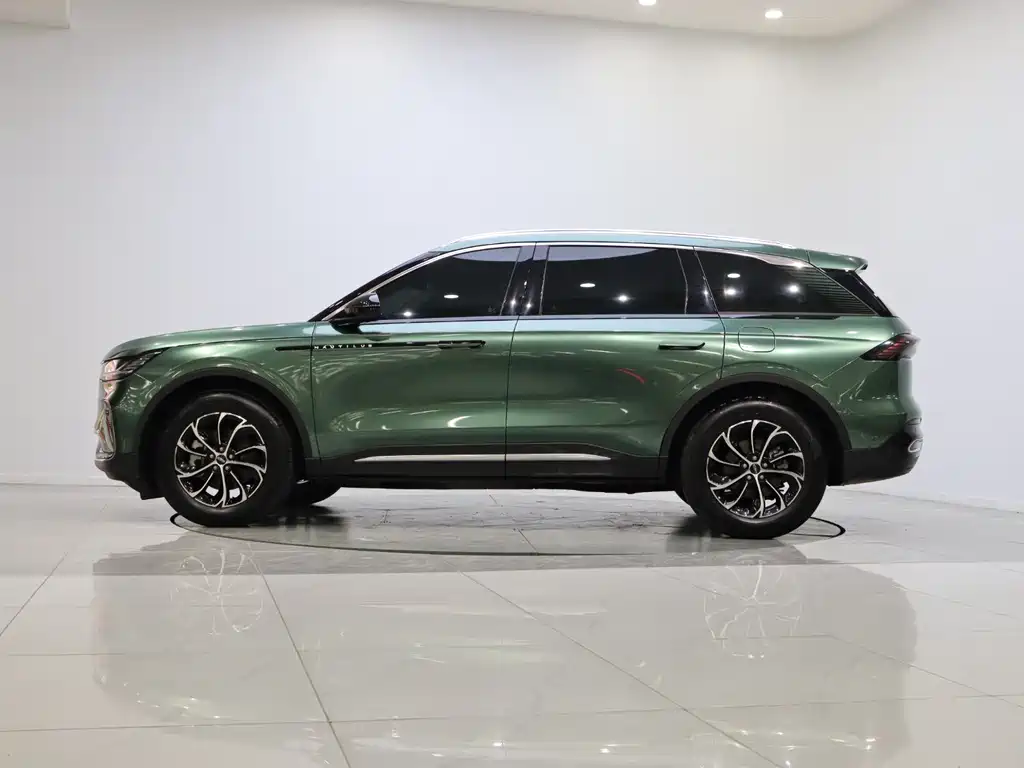 Voyager 2023 2.0T four-wheel drive exclusive edition купить на сайте DeffCars