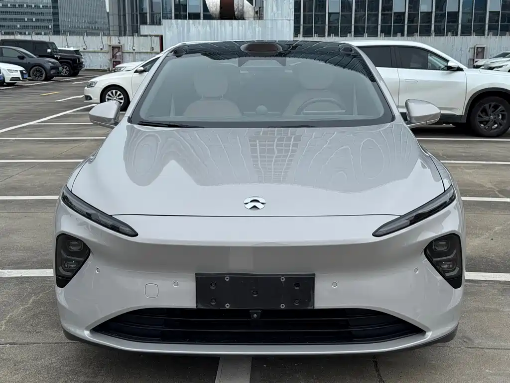 NIO ET7 2022 model 75kWh купить на сайте DeffCars