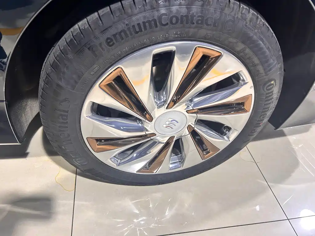 Century 2025 2.0T four-seater private version купить на сайте DeffCars