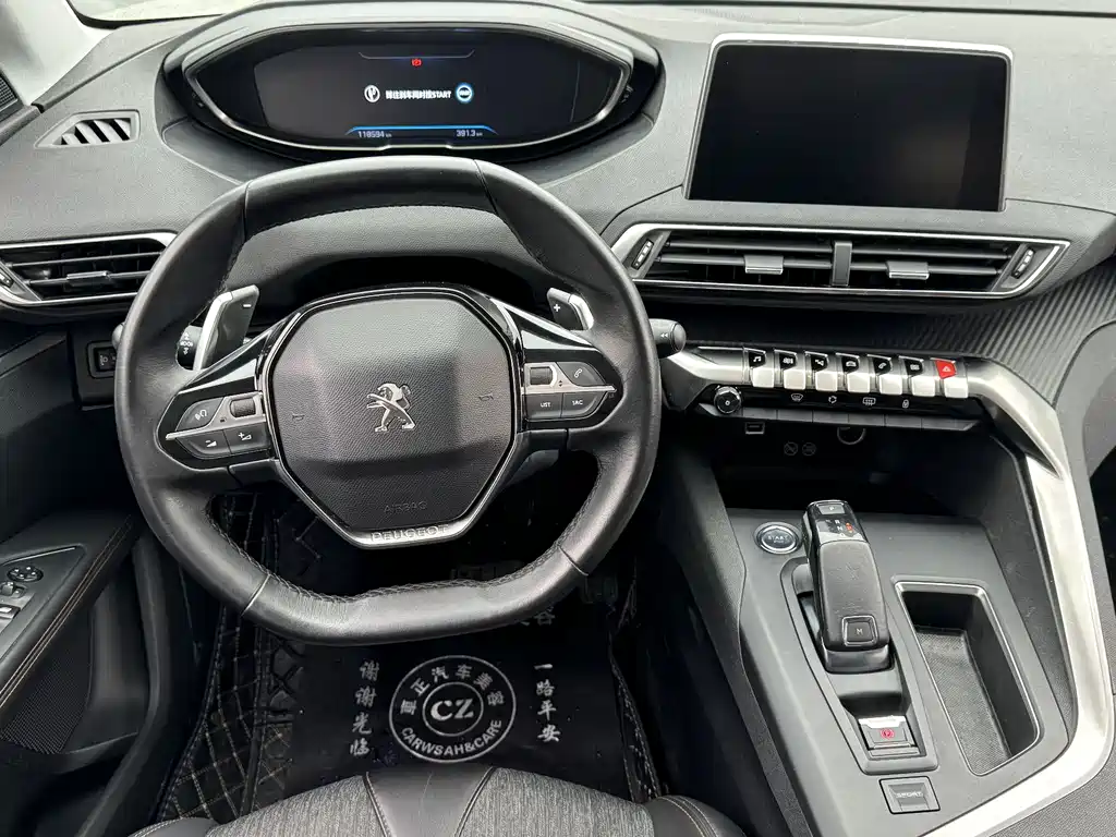 Peugeot 5008 2017 350THP 7-seater Elite Edition купить на сайте DeffCars
