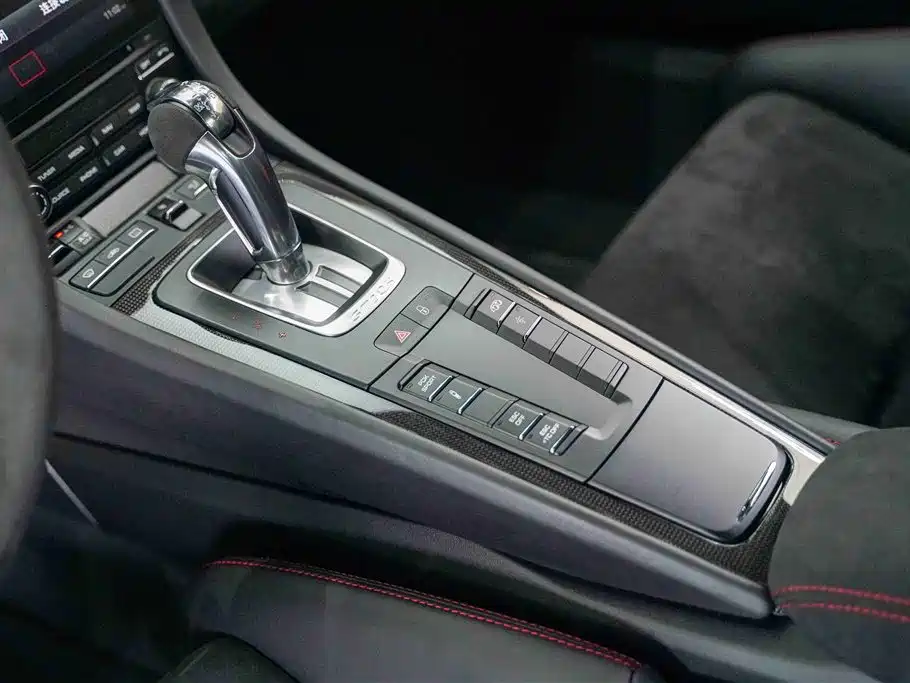 Porsche 911 2018 GT2 RS 3.8T купить на сайте DeffCars