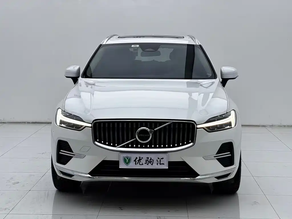 Volvo XC60 2022 B5 four-wheel drive Zhiyi Luxury Edition купить на сайте DeffCars