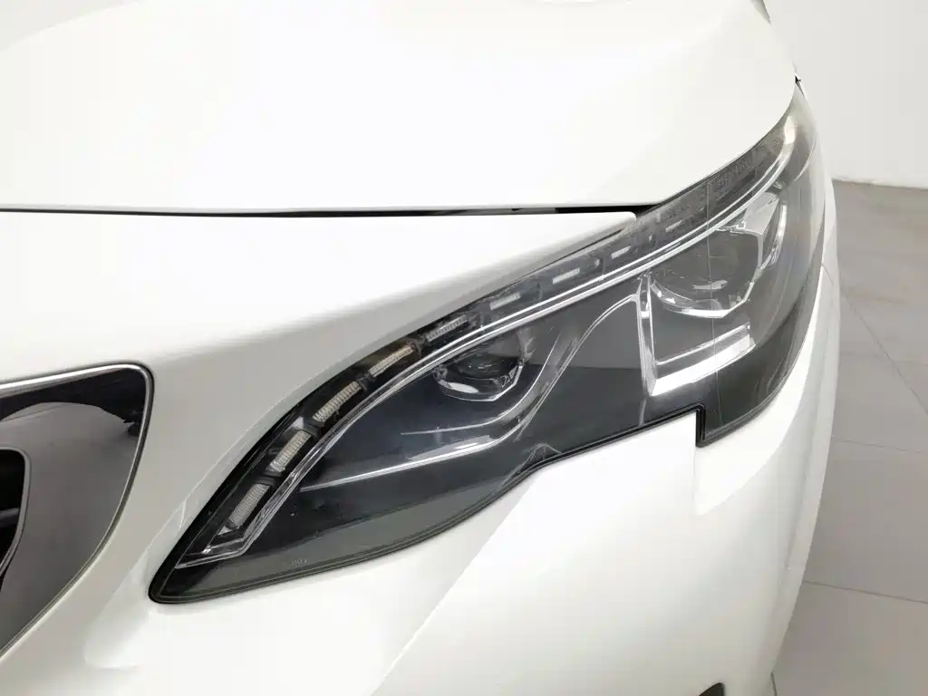 Peugeot 4008 2018 350THP Elite Edition купить на сайте DeffCars
