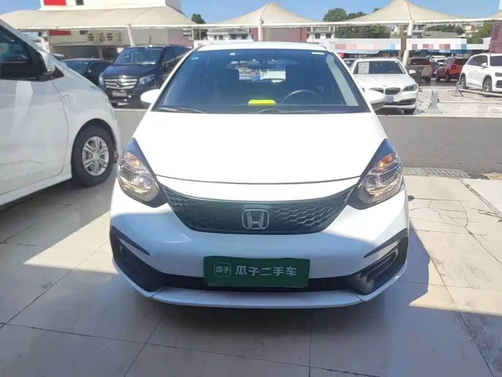 Fit 2021 1.5L CVT trendy version купить на сайте DeffCars