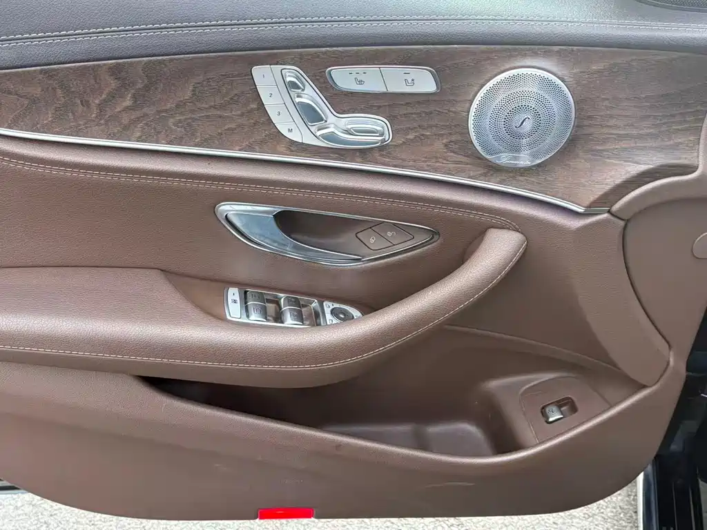Mercedes-Benz E-Class 2017 E 300 L Luxury Model купить на сайте DeffCars