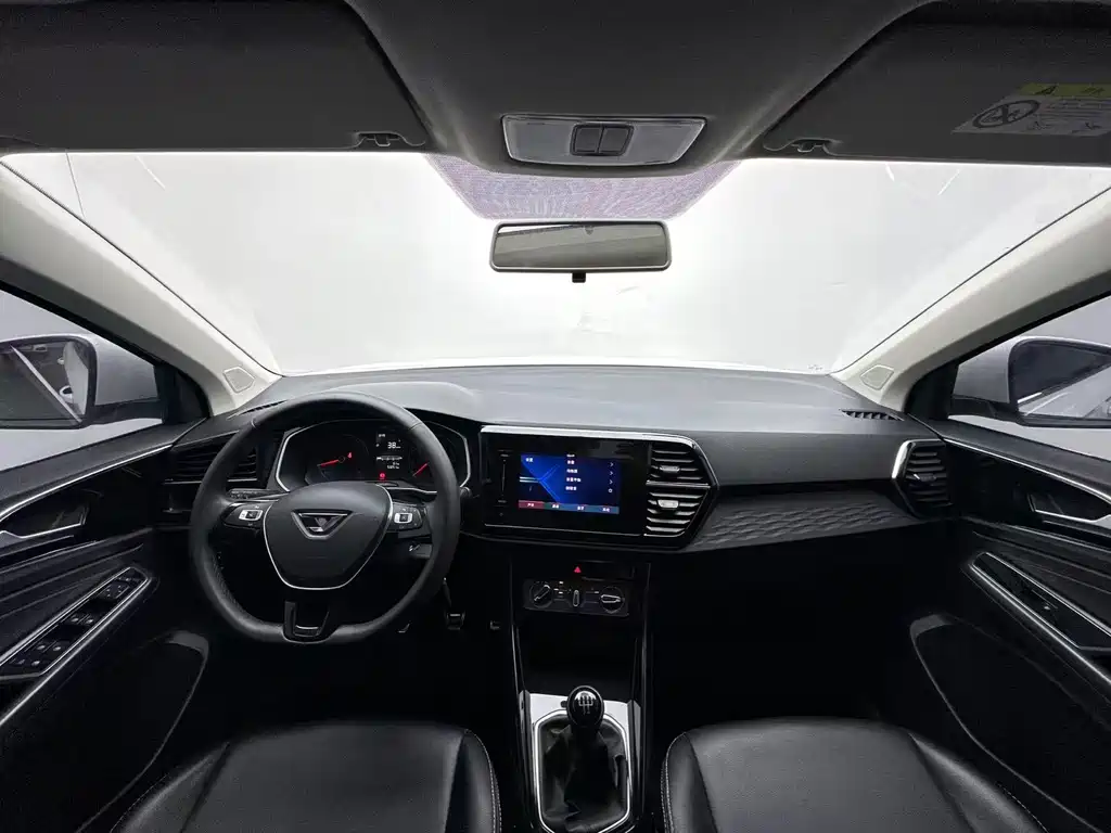 Jetta VS5 2021 280TSI manual aggressive type купить на сайте DeffCars