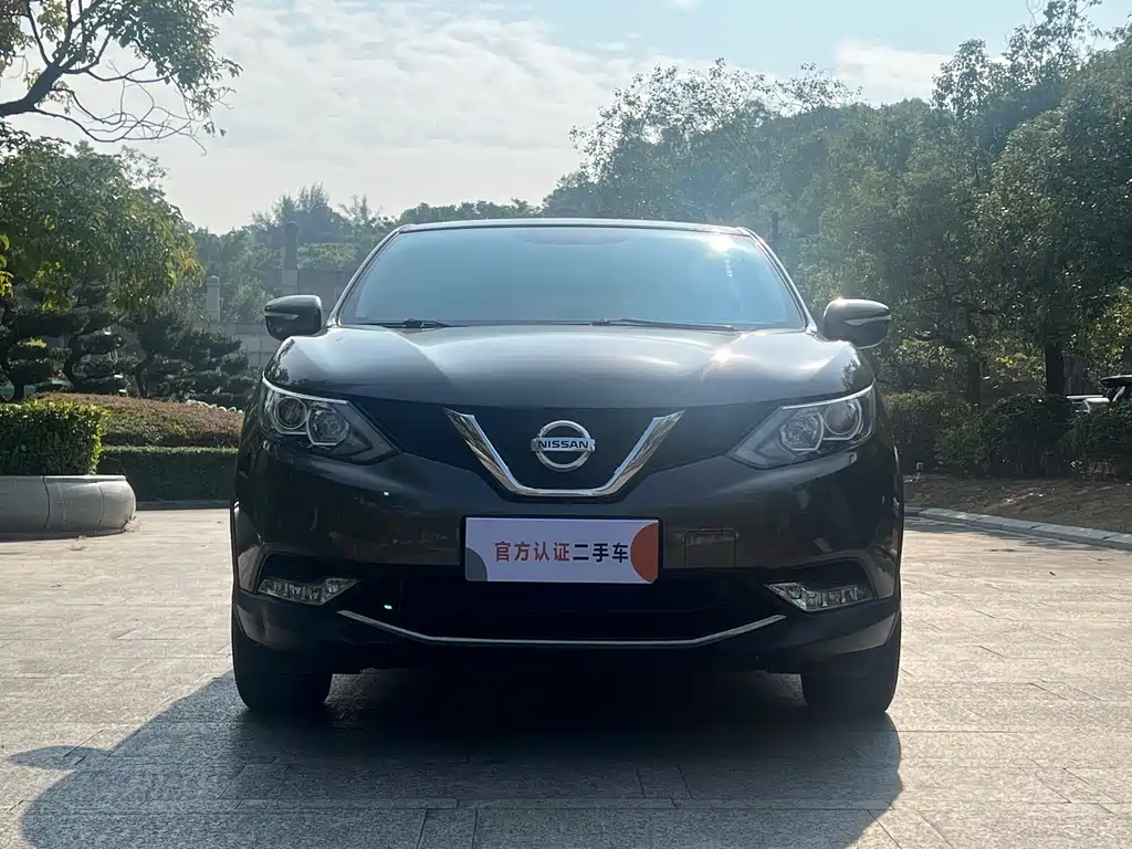 Qashqai 2017 2.0L CVT Elite Edition National V купить на сайте DeffCars