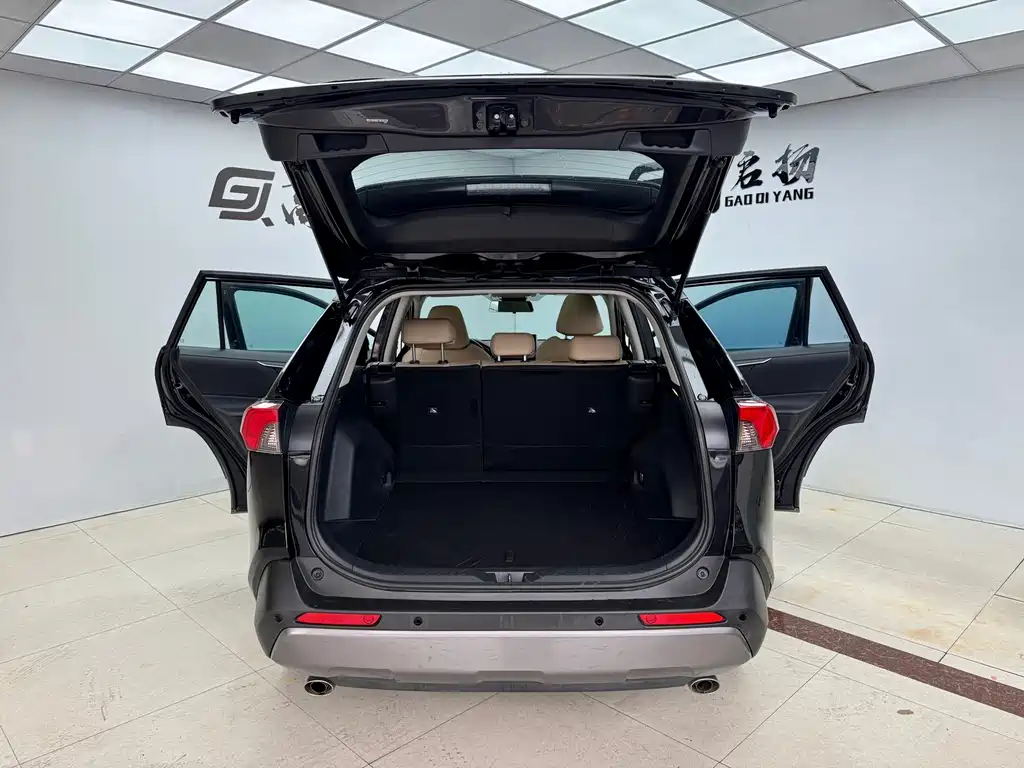 RAV4 Rongfang 2021 2.0L CVT two-wheel drive fashion version купить на сайте DeffCars