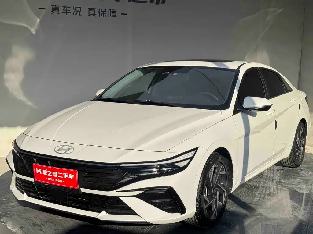 Elantra 2023 1.5L CVT LUX Premium Edition купить на сайте DeffCars
