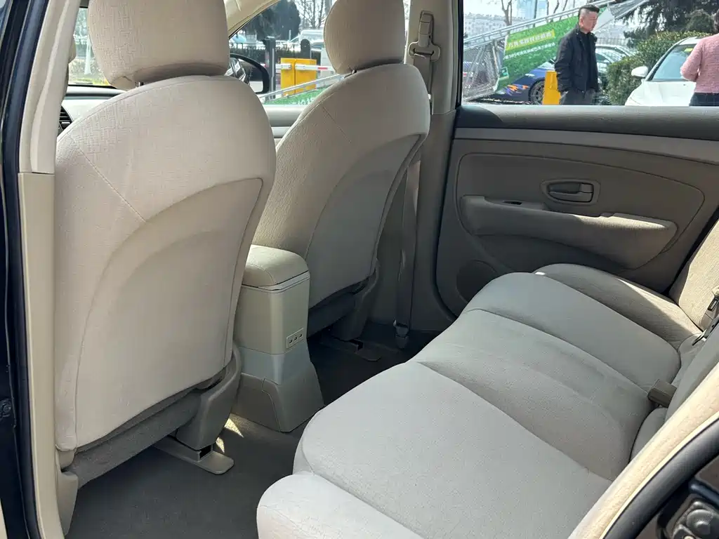 Sylphy 2016 Classic 1.6XE Automatic Leading Edition купить на сайте DeffCars