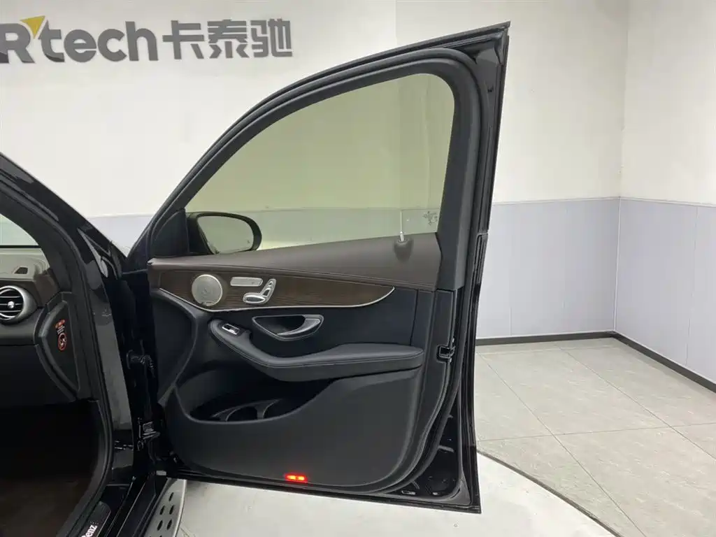 Mercedes-Benz GLC 2022 facelift GLC 300 L 4MATIC Dynamic Edition купить на сайте DeffCars