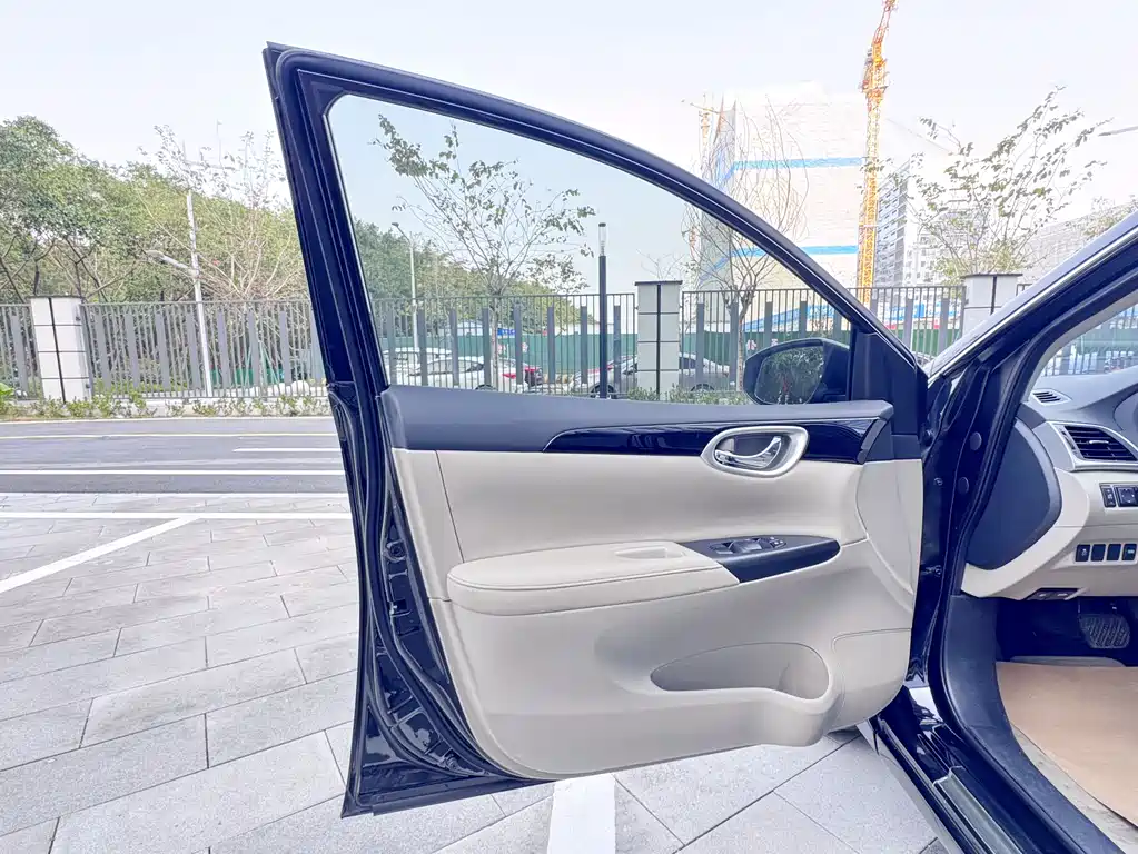 Sylphy 2019 1.6XV CVT Intelligent Premium Edition National VI купить на сайте DeffCars