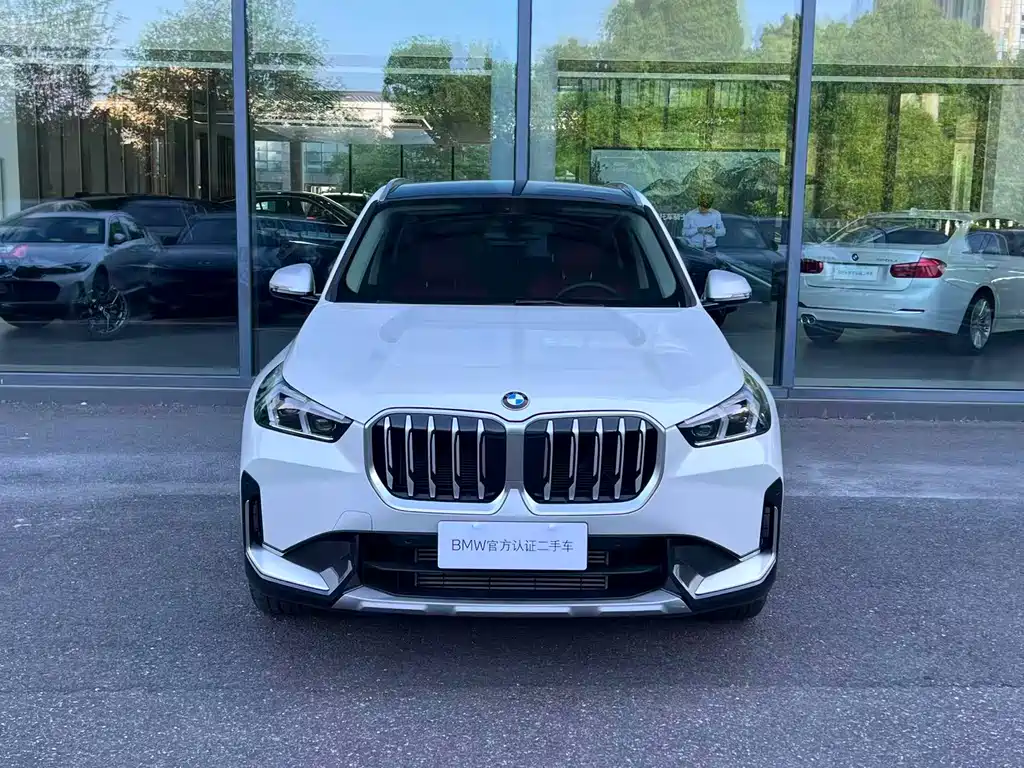 BMW X1 2023 sDrive25Li X Design Package купить на сайте DeffCars
