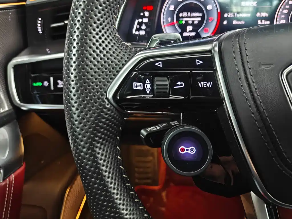 Audi A6L 2020 55 TFSI quattro exclusive dynamic model купить на сайте DeffCars