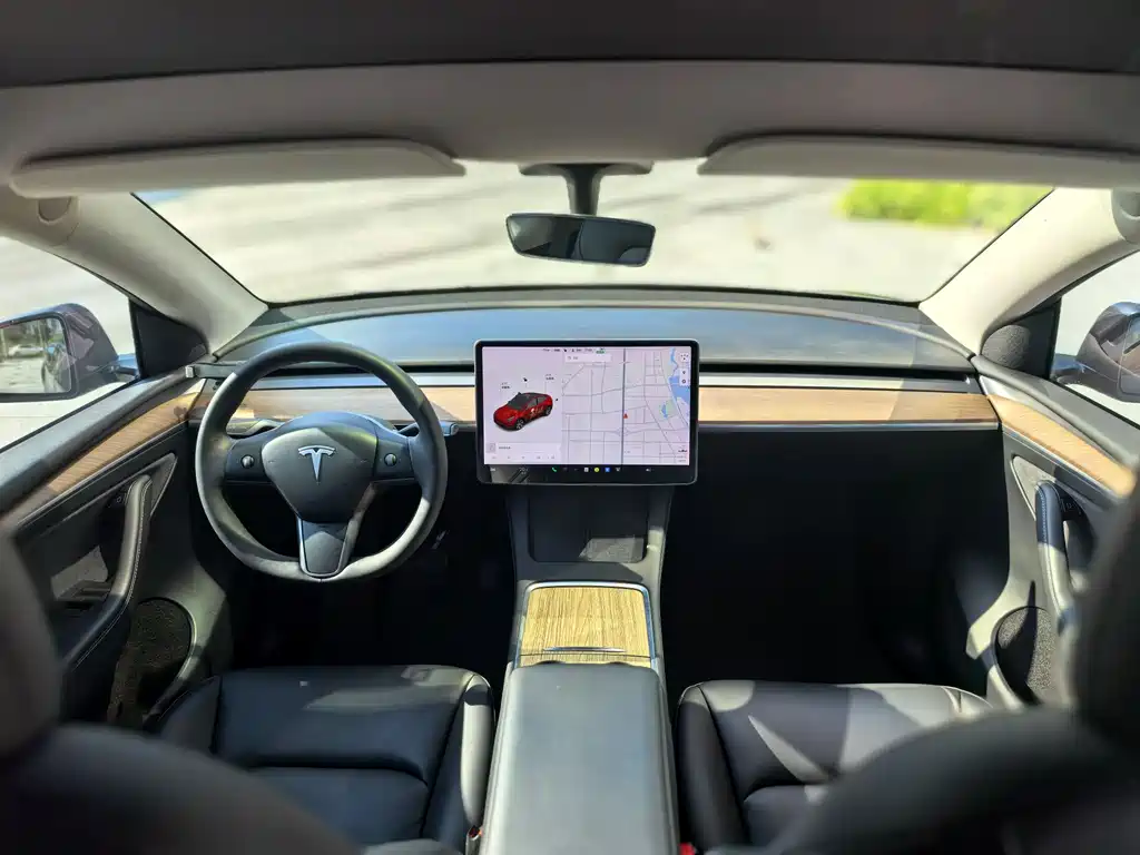 Model Y 2021 long-range all-wheel drive version 3D7 купить на сайте DeffCars
