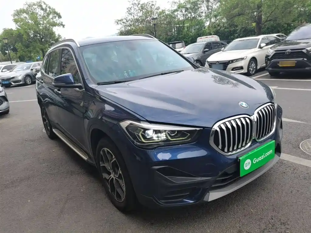 BMW X1 2020 sDrive25Li Leading Model купить на сайте DeffCars