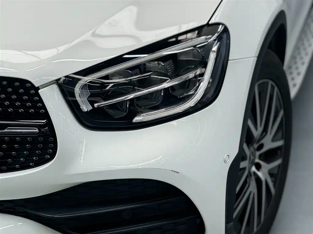 Mercedes-Benz GLC Coupe 2021 GLC 260 4MATIC Coupe SUV купить на сайте DeffCars