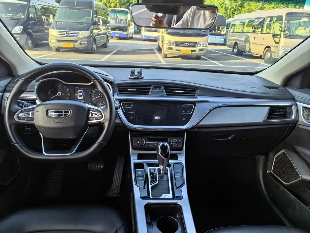 Emgrand GL 2019 1.4T CVT premium smart model купить на сайте DeffCars