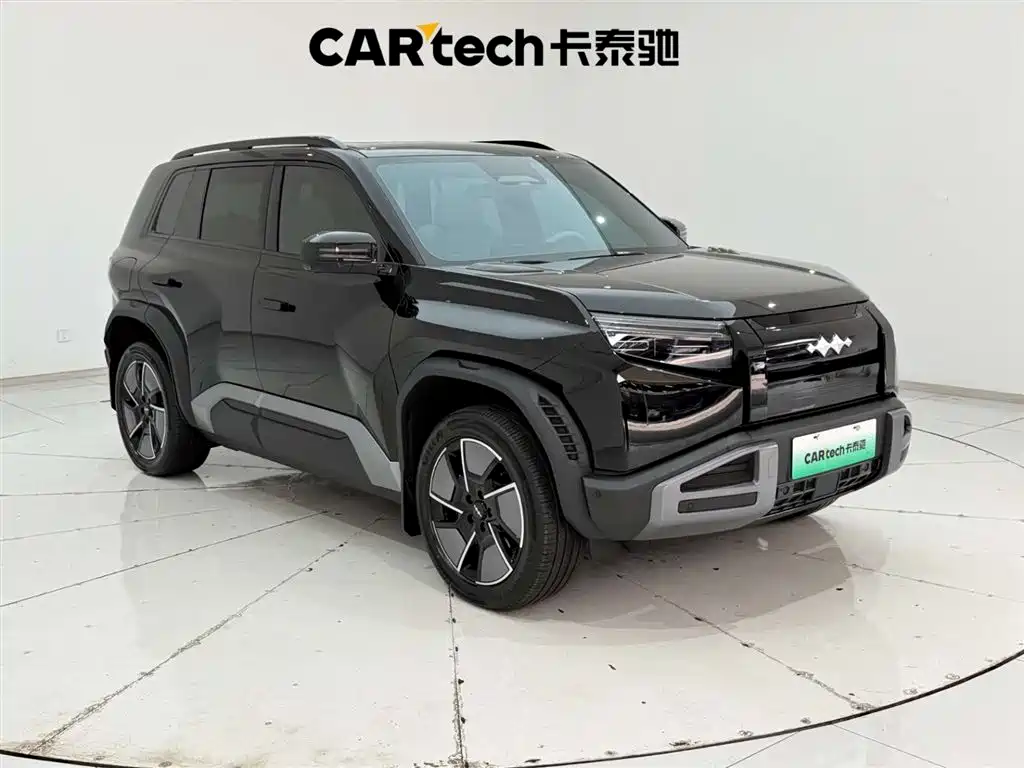 Titanium 3 2025 501KM four-wheel drive Max version купить на сайте DeffCars