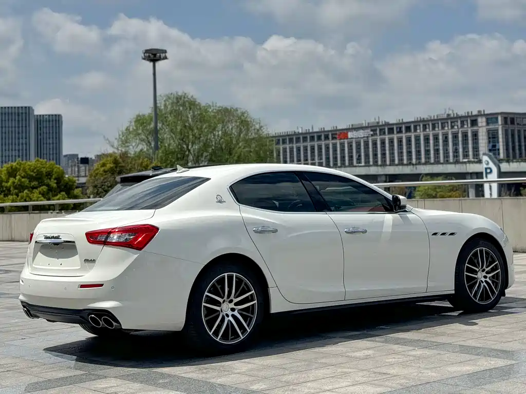Ghibli 2019 3.0T Deluxe Edition National V купить на сайте DeffCars