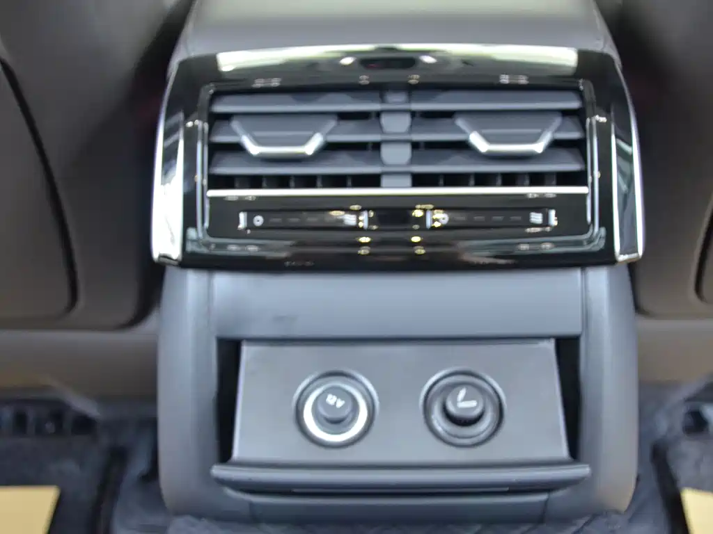 Audi A8 2026 A8L 45 TFSI quattro luxury model купить на сайте DeffCars