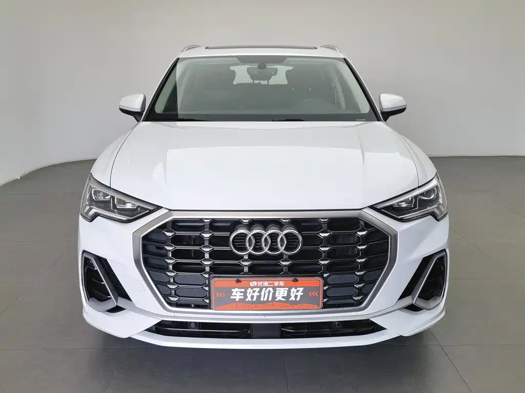 Audi Q3 2020 35 TFSI aggressive and dynamic купить на сайте DeffCars