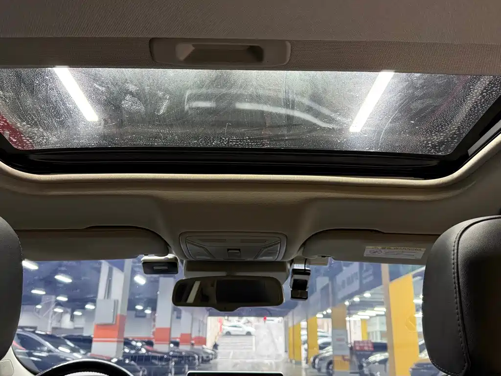 Hongqi H5 2020 1.8T automatic smart connected flag version купить на сайте DeffCars